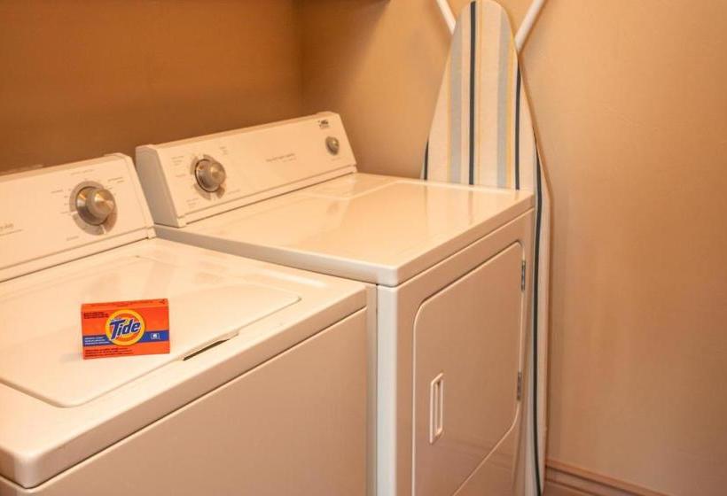 ホテル Coral Springs Resort