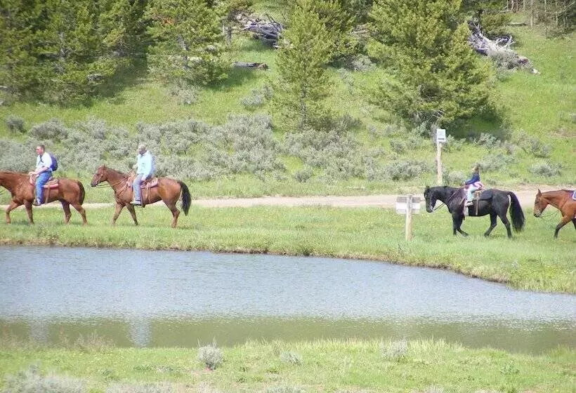 Hotelli Eagle Ridge Ranch