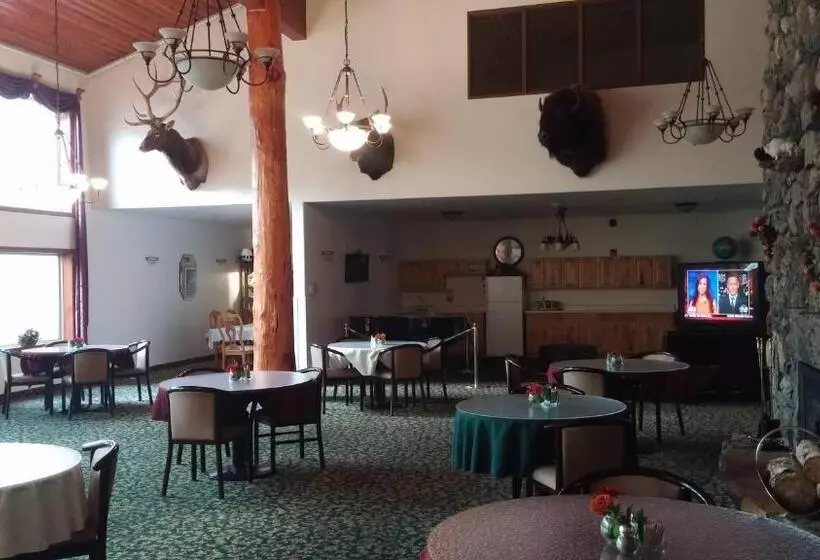 هتل Greenwood Village Inn & Suites