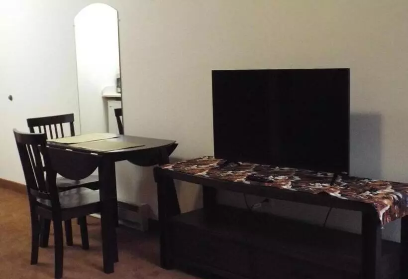 هتل Greenwood Village Inn & Suites