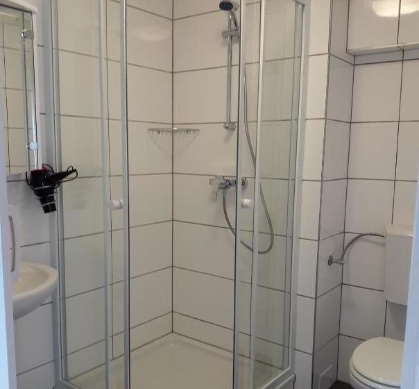 ホテル Gästehaus Lutschounig