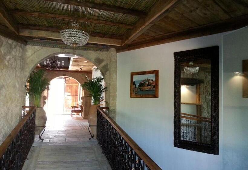 هتل Kemerli Konak Boutique