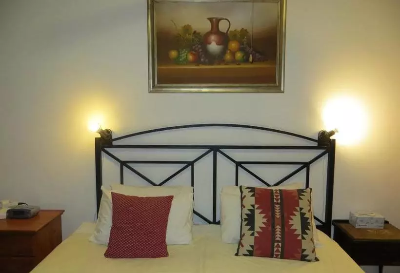 Hotelli Lourens River Guesthouse B&b