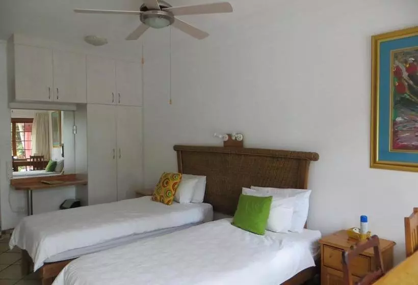 Hotelli Lourens River Guesthouse B&b