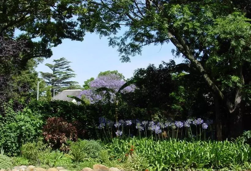 Hotelli Lourens River Guesthouse B&b