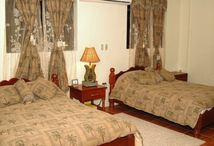 Hotel Oasis Bluefields