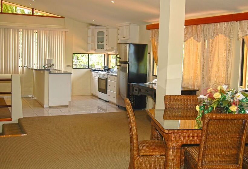 Hotel Oasis Bluefields