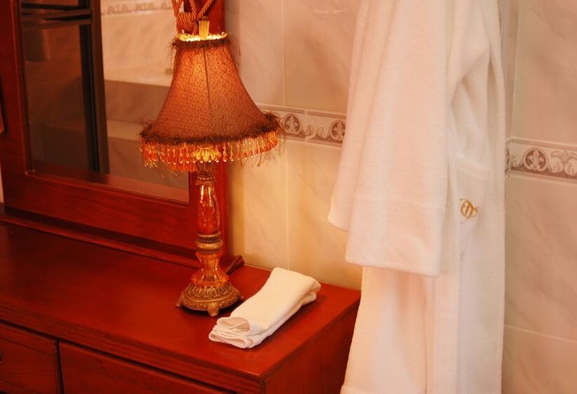 Hotel Oasis Bluefields