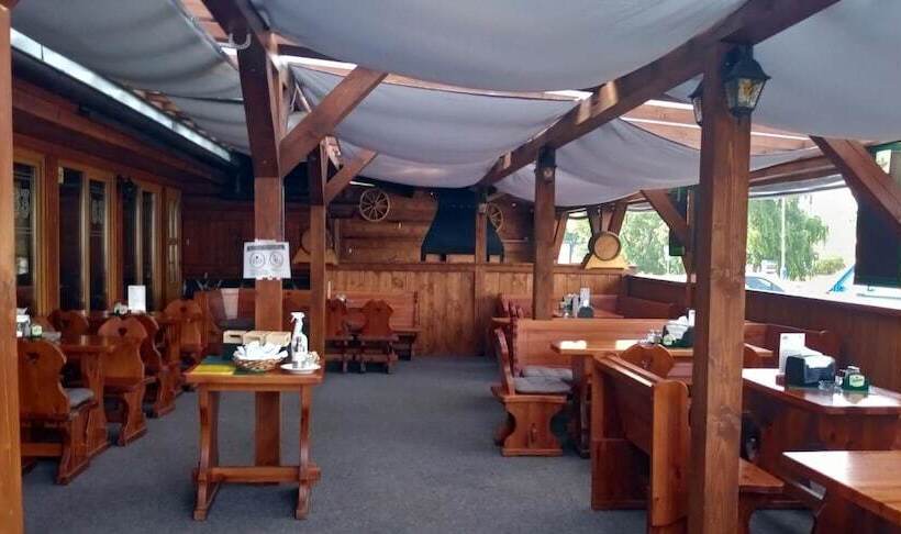 酒店 Penzión Koliba U štefana