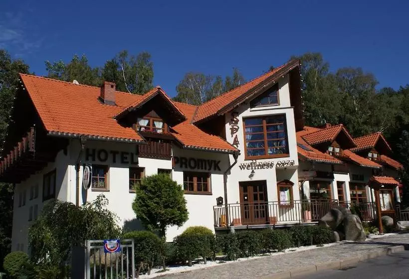 هتل Promyk Wellness & Spa