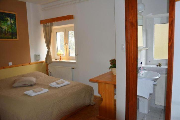 Hotel Rooms Barovc By The Lake Jasna