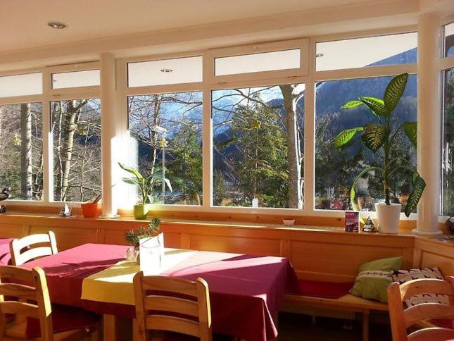 Hotel Rooms Barovc By The Lake Jasna