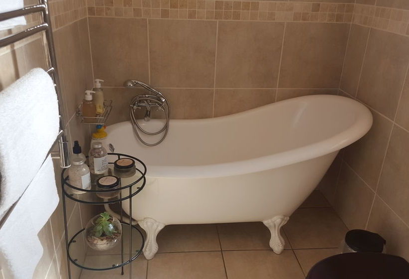 فندق The Hideaway