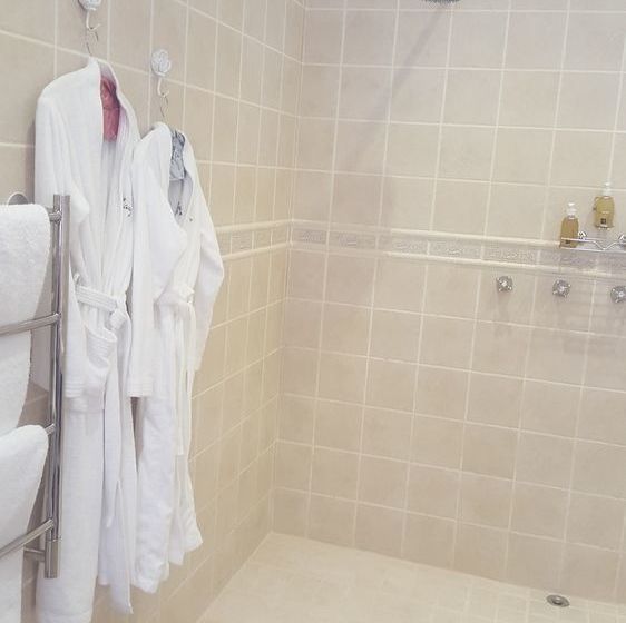 فندق The Hideaway