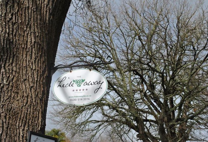 فندق The Hideaway