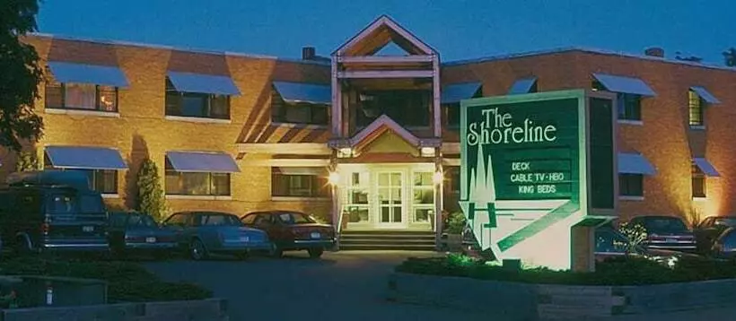Hotelli The Shoreline Inn