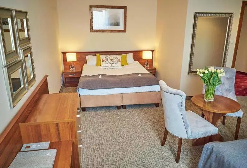 هتل Villa Vita Krupówki