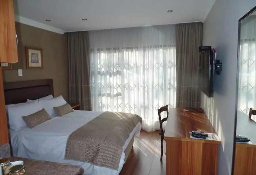 Majatalo Thuleka Lodge Ferndale
