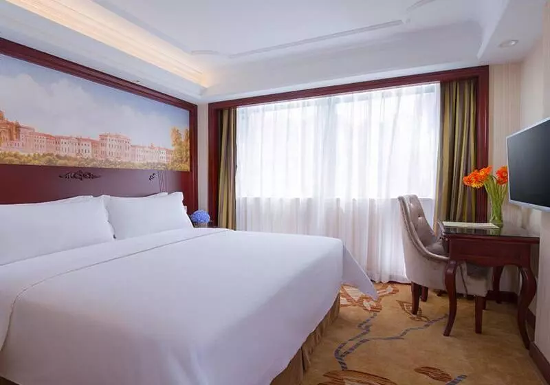Vienna Hotel Shenzhen Exibition Center