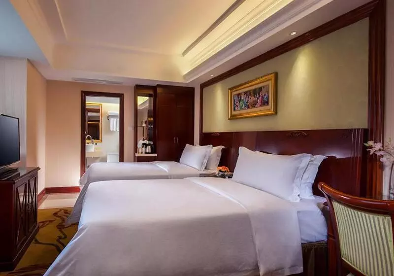 Vienna Hotel Shenzhen Exibition Center