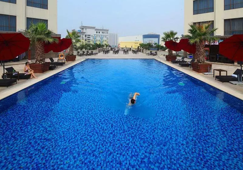 Vienna Hotel Shenzhen Exibition Center