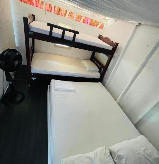 Общежитие Mandala Beach Club