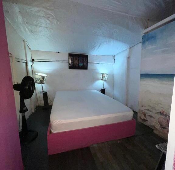 Общежитие Mandala Beach Club