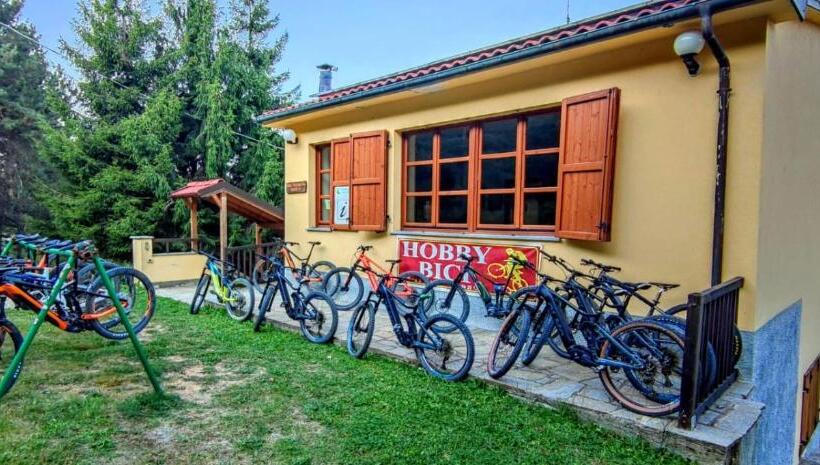 ユースホステル Rifugio Nido Del Biancone