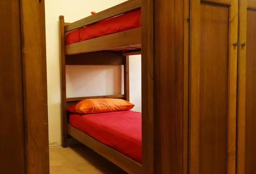 Retkeilymaja Rifugio Nido Del Biancone