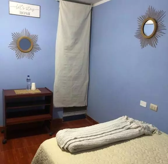 Aamiaismajoitus (B&B) Pedraza House Airport