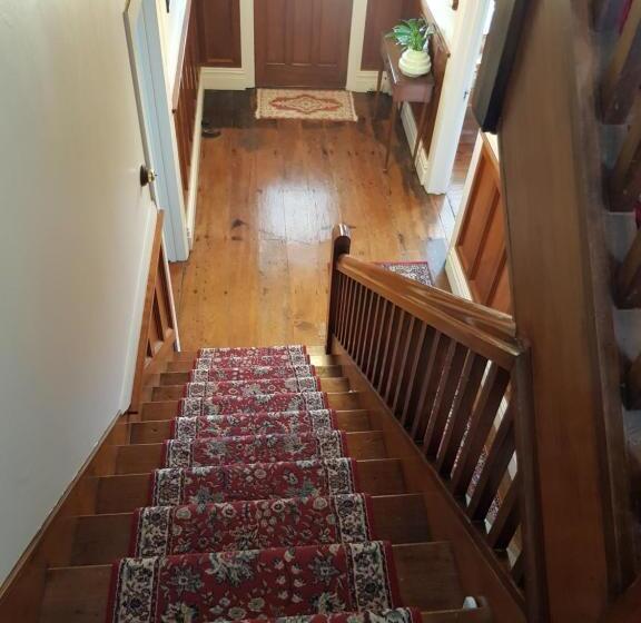 مبيت وإفطار Riverhead Villa