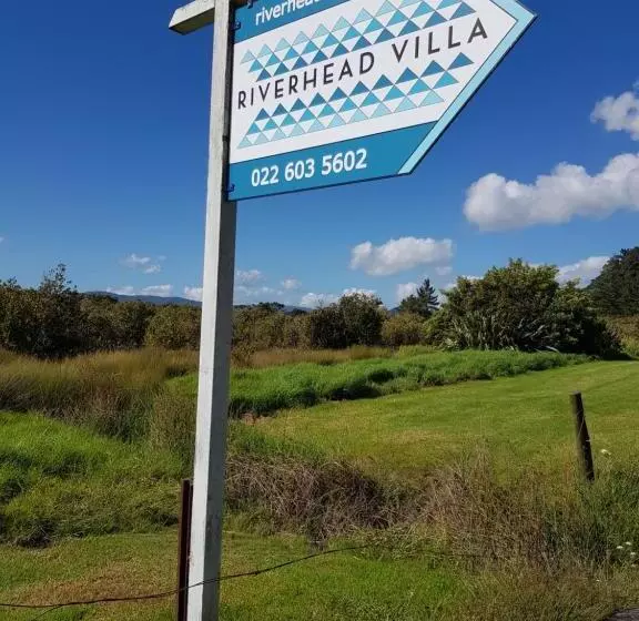 Aamiaismajoitus (B&B) Riverhead Villa