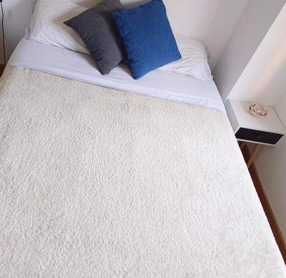 Bed and Breakfast Room Bcn