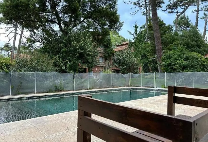 Hotelli Baden Baden Carilo