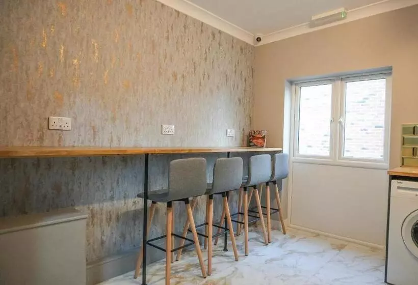 هتل Billy S Place