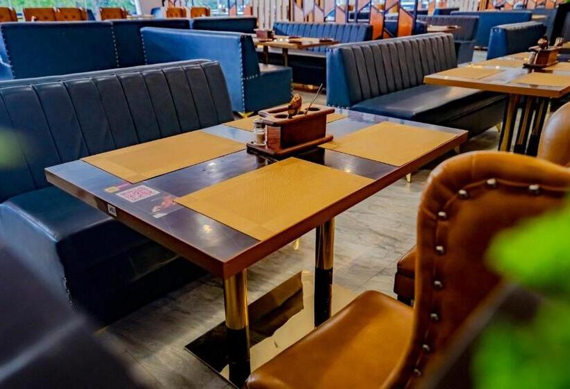 هتل Essotto Recreation Hub