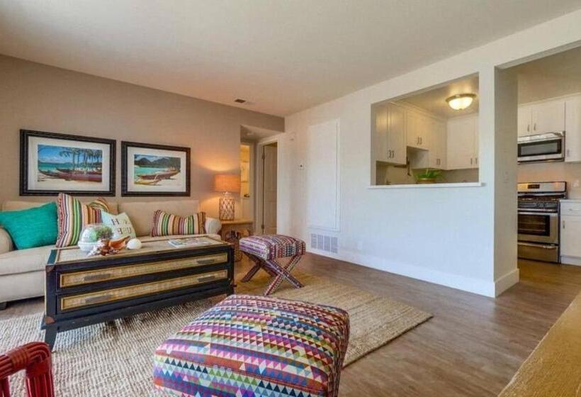 هتل Luxury Space In The Marina