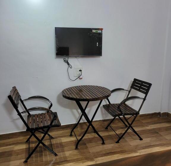 فندق Miranda Guest House By Rosh Hospitality