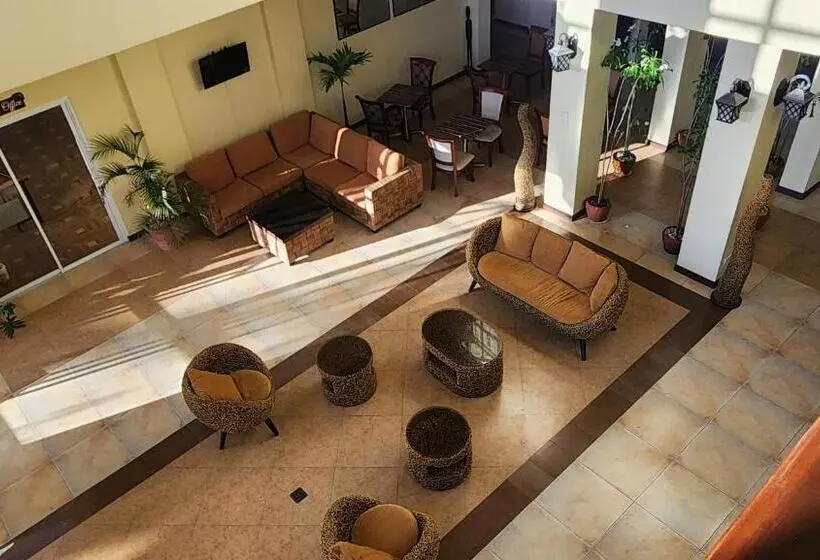 ホテル Palacio Puerto Princesa