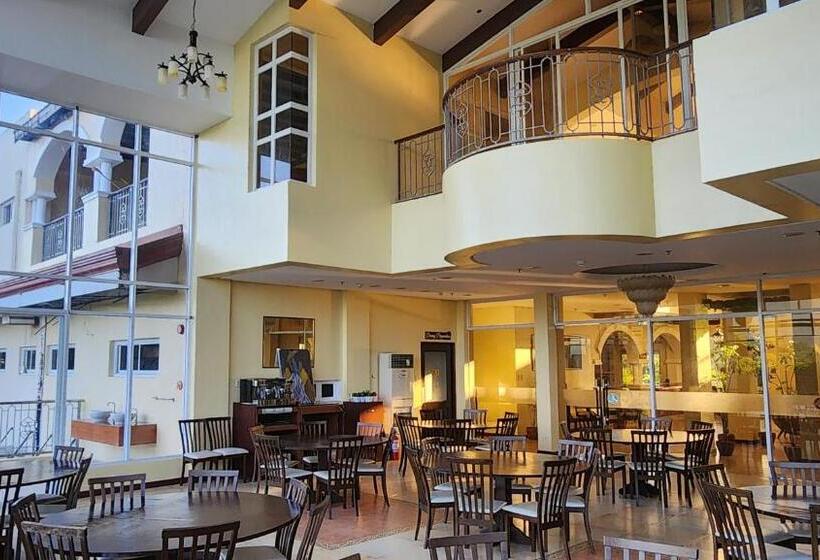 هتل Palacio Puerto Princesa