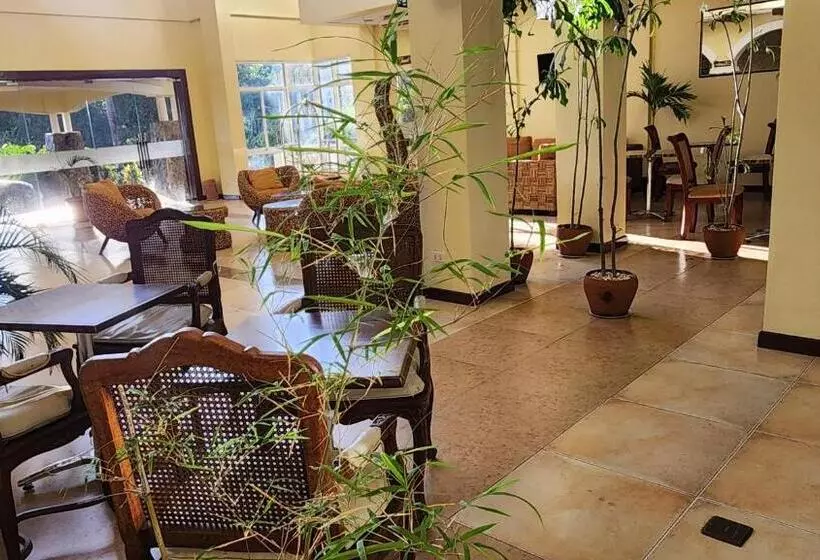 ホテル Palacio Puerto Princesa