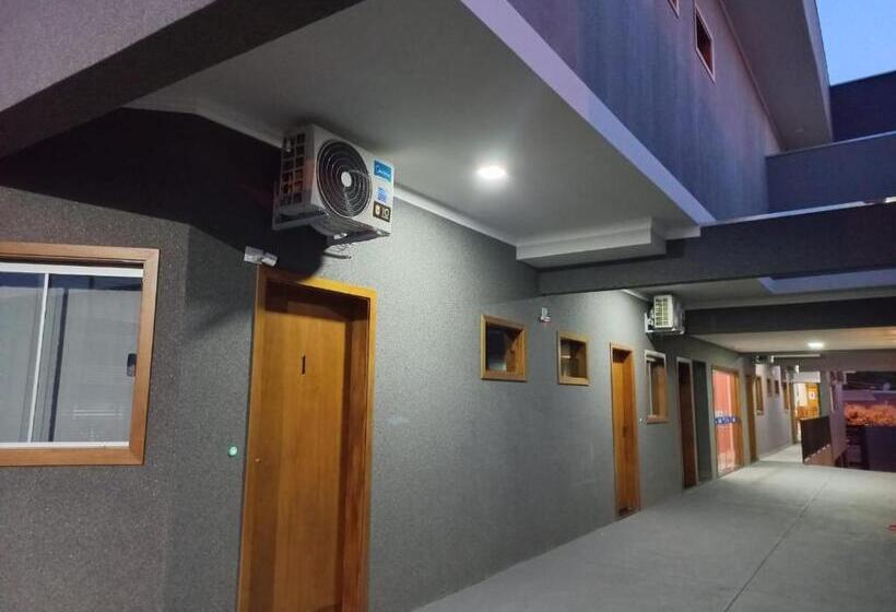 هتل Pousada Vivenda