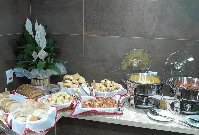 هتل Pousada Vivenda