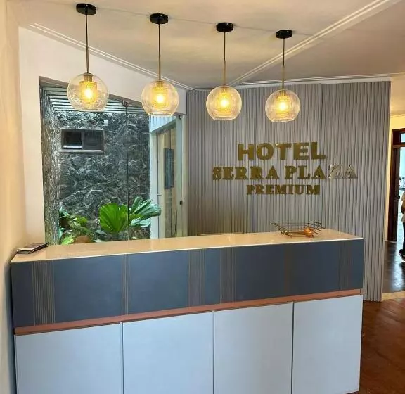 Hotelli Serra Plaza Premium