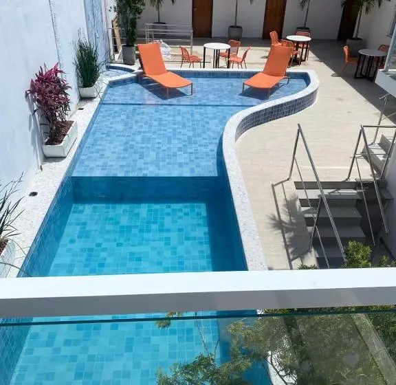 Hotelli Serra Plaza Premium