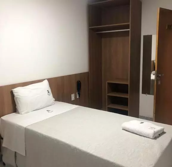 Hotelli Serra Plaza Premium