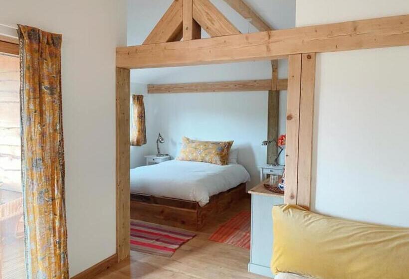 酒店 The Holford Arms