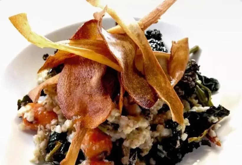 Hotelli The Holford Arms