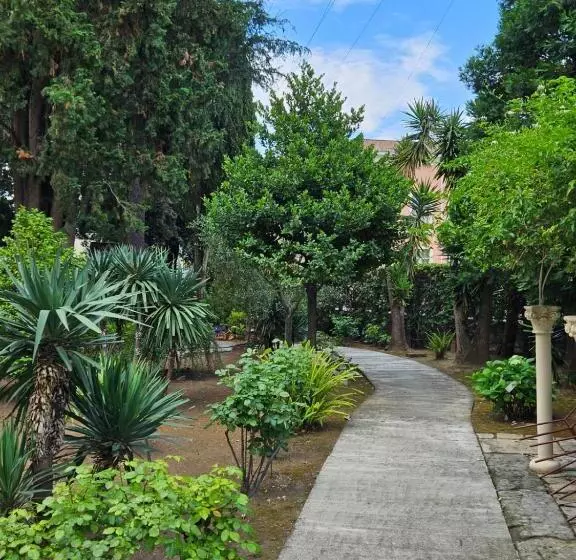 هتل Villa Glauer   D Amico