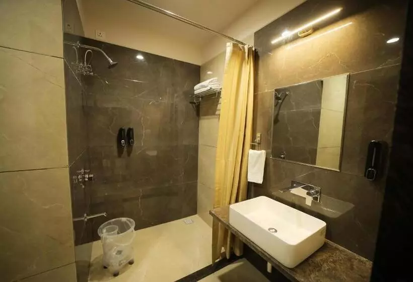 Maruti Group Of Hotels   The Shivam
